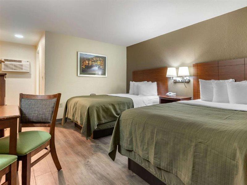 Econo Lodge Cherokee Near River Park Ngoại thất bức ảnh