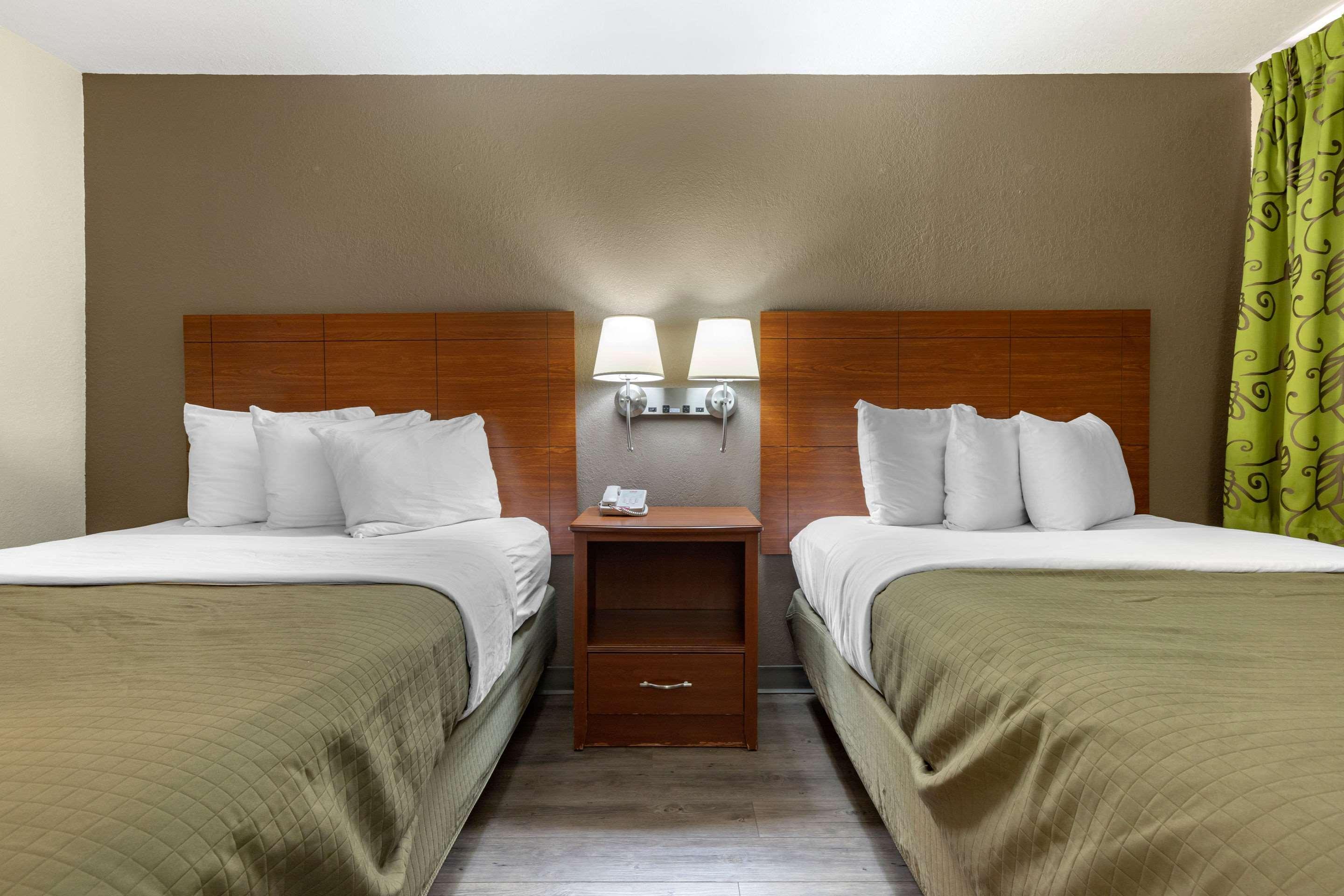 Econo Lodge Cherokee Near River Park Ngoại thất bức ảnh